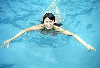 tony h. in zwembad '73.jpg