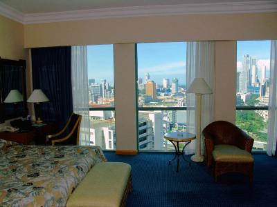 u47/jcribou/medium/30494082.GrandCopthorne.jpg