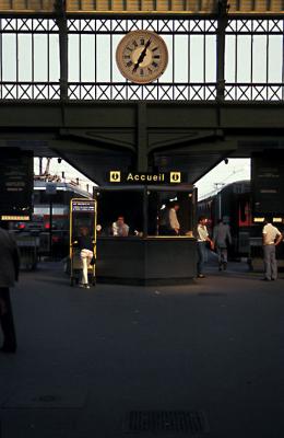 Accueil, Train Station, Paris France