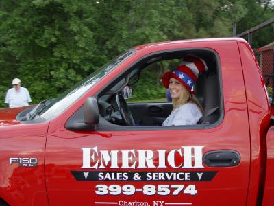 Parade 04 083.jpg