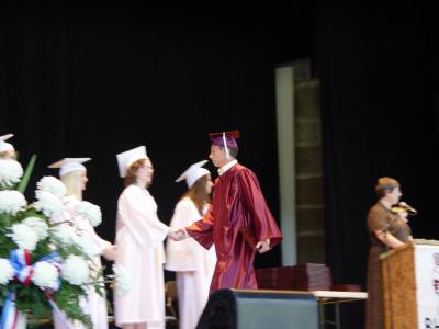 u47/jsa/medium/30532893.DougsGraduationDay025.jpg
