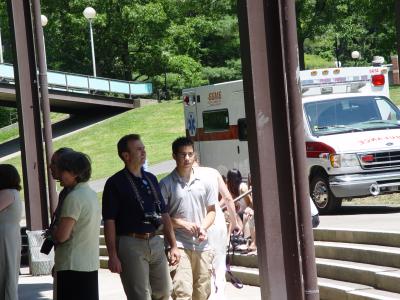u47/jsa/medium/30533110.DougsGraduationDay052.jpg
