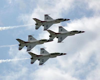 Thunderbirds_4ship.jpg