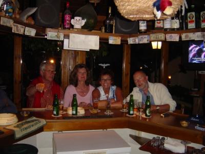 Night drinks Oasis gardenbar