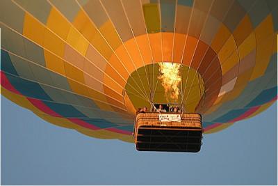 overhead balloon fire on.jpg