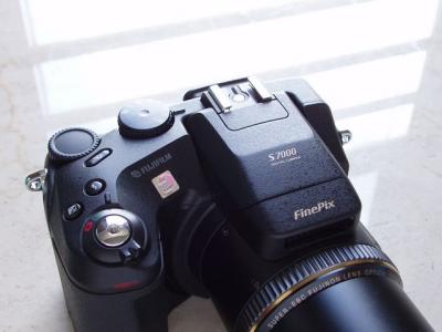 Fujifilm S7000