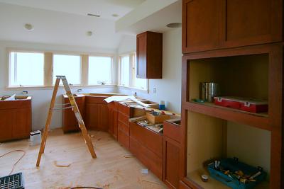 Kitchen Cabinet Installation