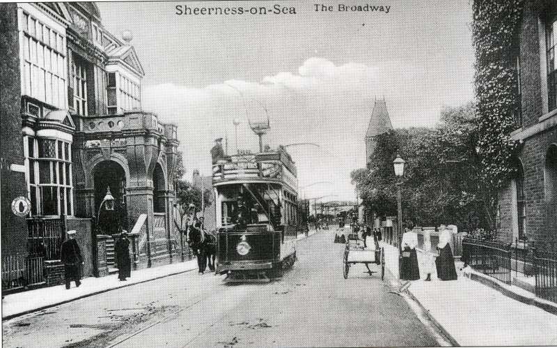 The Broadway, Tram