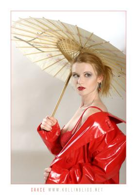 g_raincoat_brella01.jpg