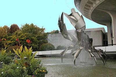 The Crab fountain.