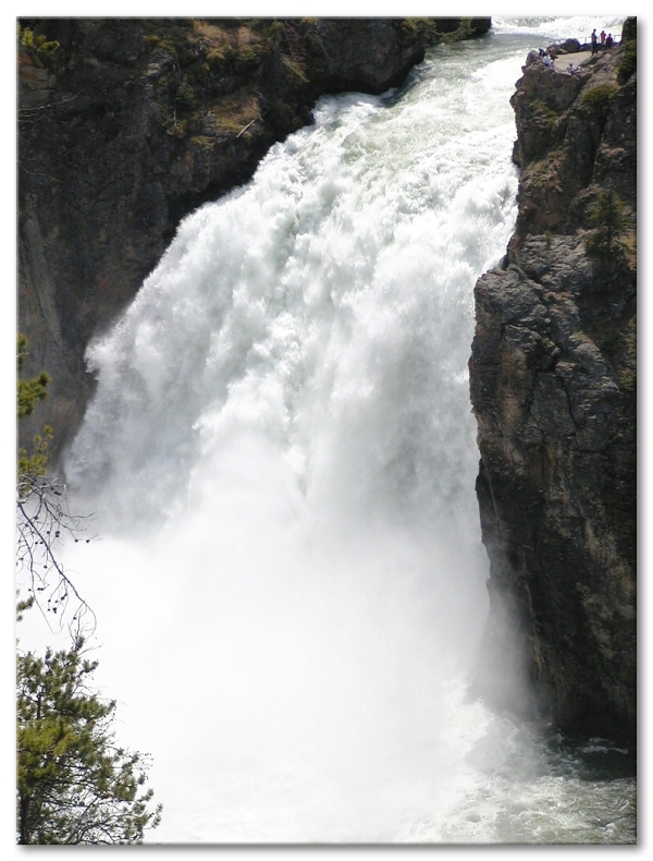 Upper Falls Of The Yellowstone River 109'