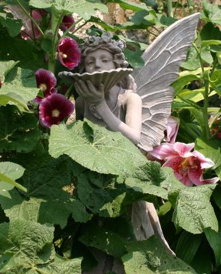 gardenfairy2.jpg