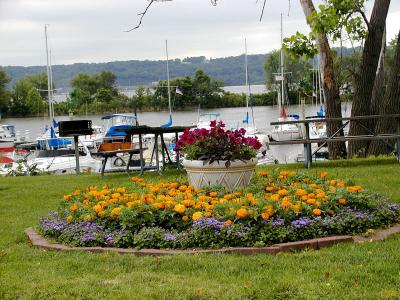 Flowers and boats.jpg(351)