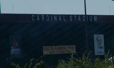 Louisville Cardinals.jpg(409)