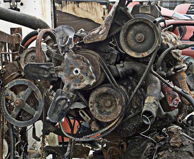 u47/mtf_foto_studies/medium/40045796.AbandonedEngine.jpg