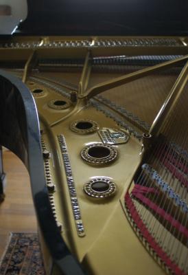 Steinway_2.jpg