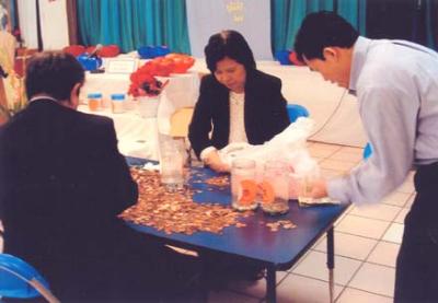 u47/nvnhan/medium/30025408.17KHHoustonDemTien04.jpg