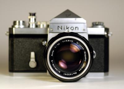 Nikon_F_5.8cm.jpg