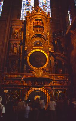 Cathedral Clock Reims.jpg