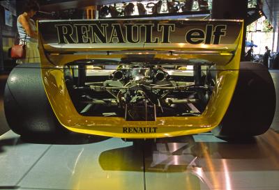 Rear of Renault RE-20.jpg