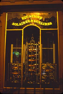 u47/pb12/medium/40015724.StrasbourgorReimscathedralclock2.jpg