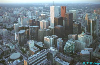 Evening view of Toronto (from CN Tower)