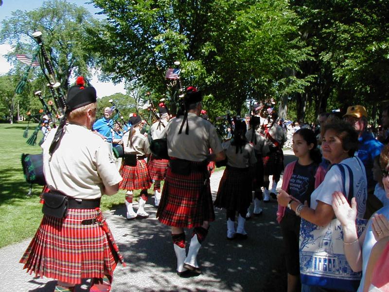 bagpipers.jpg