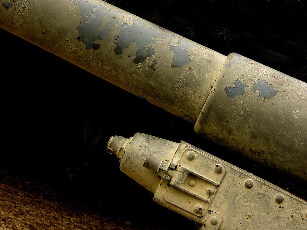 German Field Gun, St. Peters Port, Guernsey, UK, 2004