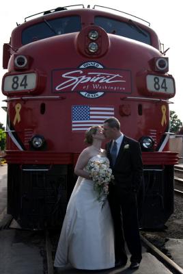 Train kiss2.jpg