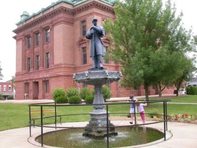 Lancaster Grant Co. Court House