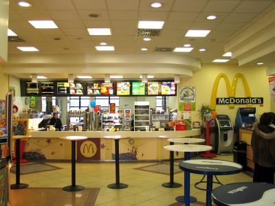 Pisa-0002-MacDonalds.jpg