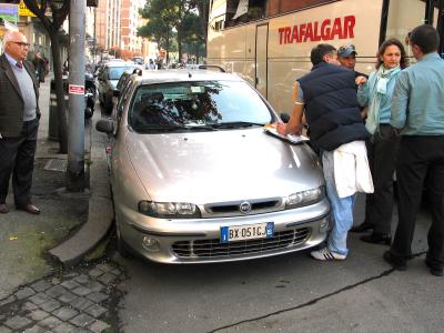 Rome1-0054-CityTourBusAccident.jpg