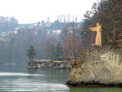 Luzern-0185-LakeCruise-Christ.jpg