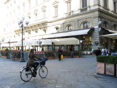 u47/ricke01/medium/30787118.Florence10019PiazzaRepub.jpg