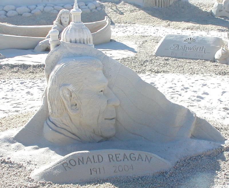 Reagan in Sand 2004.jpg