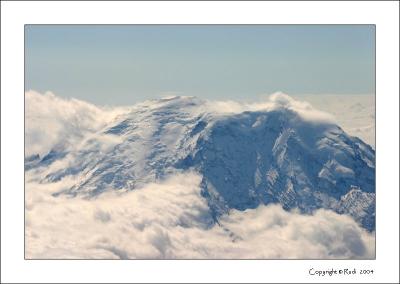 Mount Rainier going to Seattle