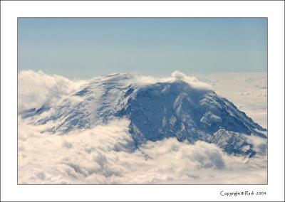 Mount Rainier going to Seattle