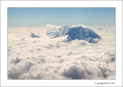 Mount Rainier going to Seattle