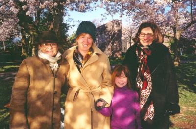 lynne_louise_hannah_susu.jpg