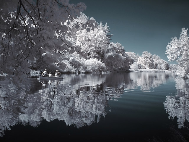 <B>6th Place: Tranquil Waters by joandaniel</B>