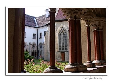 Inner Courtyard, Heiligan Kruetz