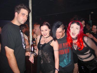 Greg DJ Og now Anna, Julie, Kelly Techbat, and Kelly Gargryl Dsc07133.jpg