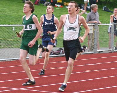 Josh Schultheis, photo #2 / 4 x 400 meter relay