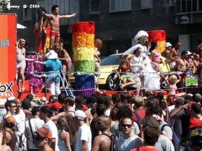 Pride Parade Tel-Aviv 2004-06-25 1.jpg