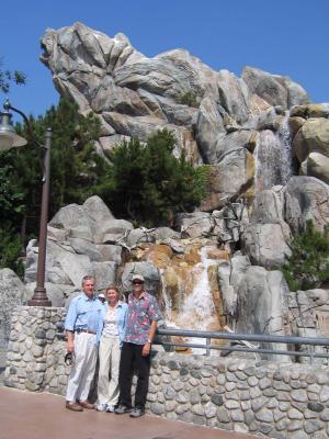 The same gang in front of the rocks!