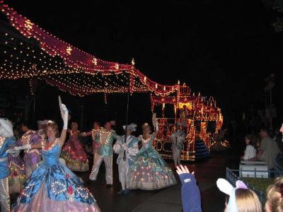 and BEAUTIFUL dancing ladies!