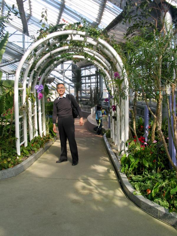 Masashi with orchids