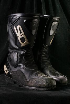 Jun 26: Motorcycle boots