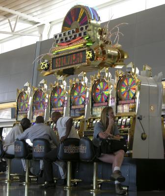 slots at airport DSCN4503.jpg