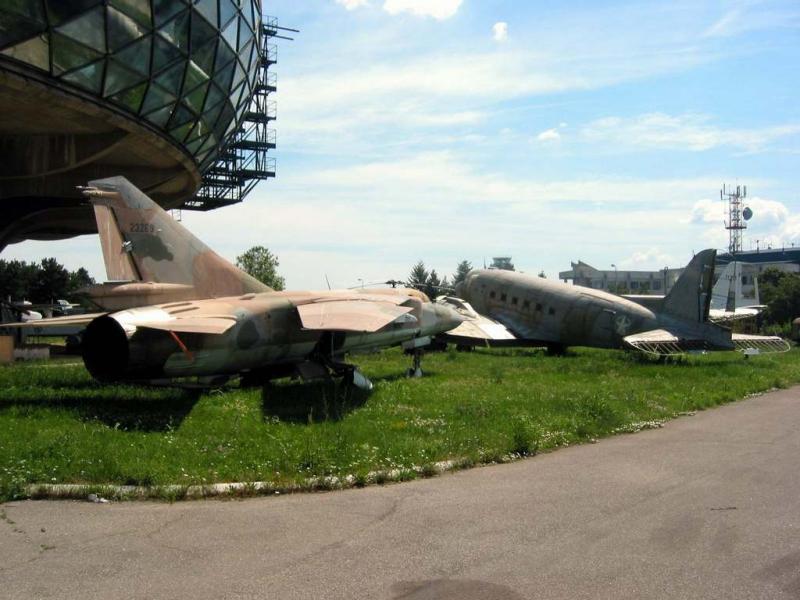 MIG 23 and DC-3